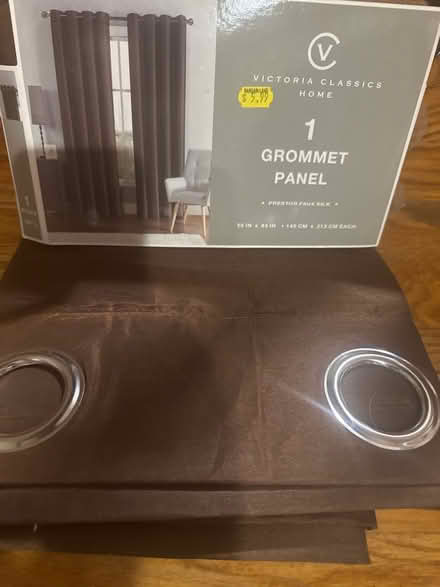 Photo of free Curtain panels (2) (Stuyvesant Heights) #1