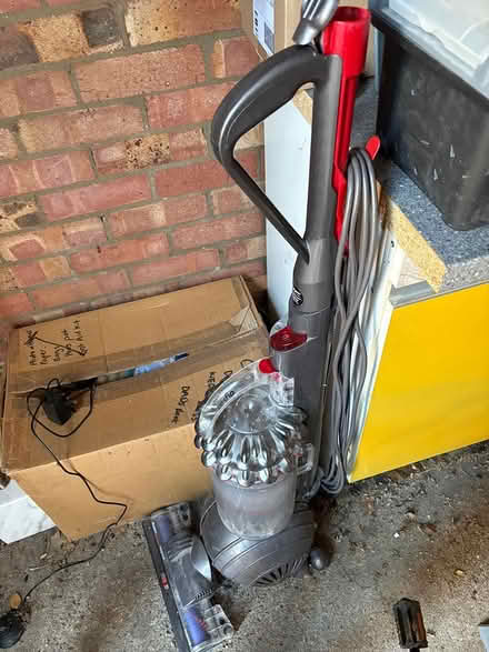 Photo of free Dyson hoover (Castle road bedford) #1