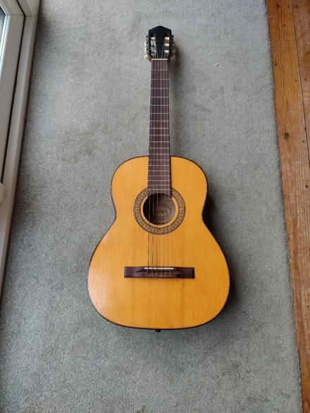 Photo of free Acoustic guitar (Crowborough TN6) #1