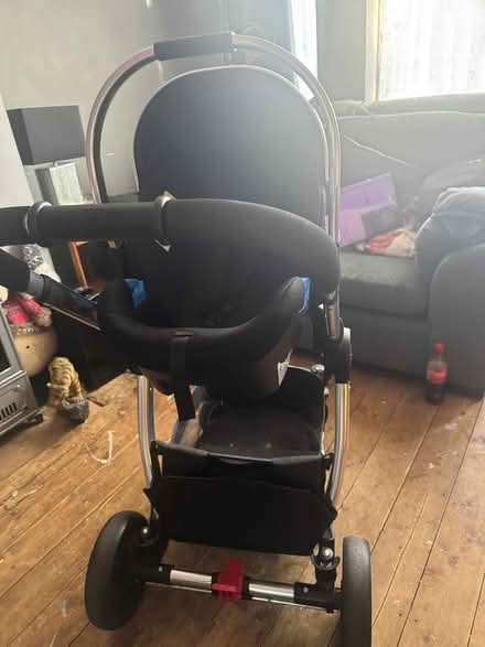 Photo of free Baby car seat x2 an bottle maker (B440QG) #2