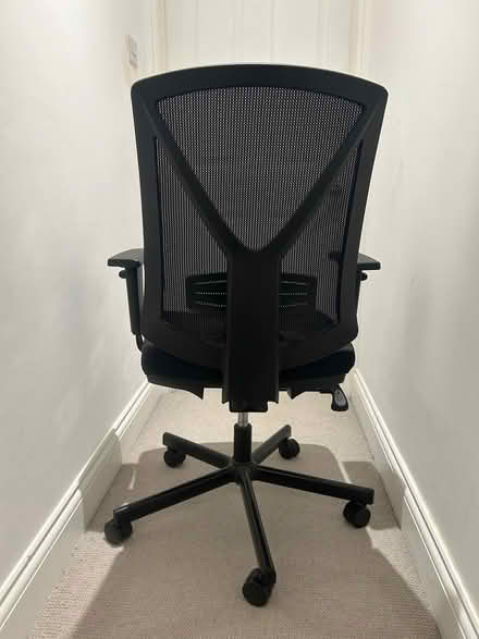 Photo of free Office chair (Twickenham TW2) #1