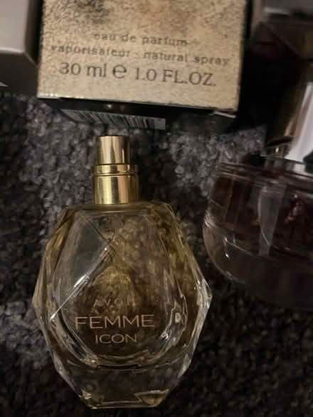 Photo of free Pefumes (Stobswell, DD4) #2