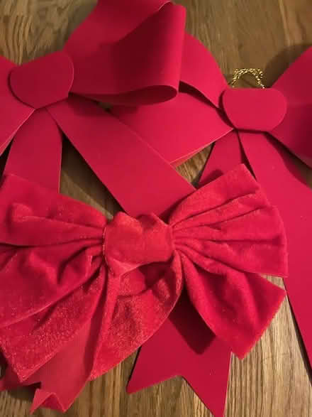 Photo of free Christmas bows and baubles (Havering Grange RM3) #4