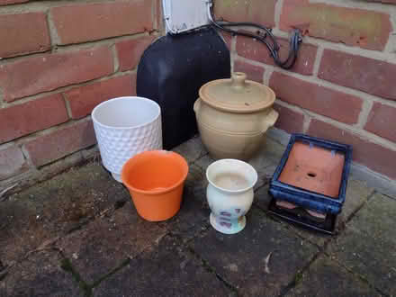 Photo of free Pots- plant, cooking, cache & vase (IP4) #1