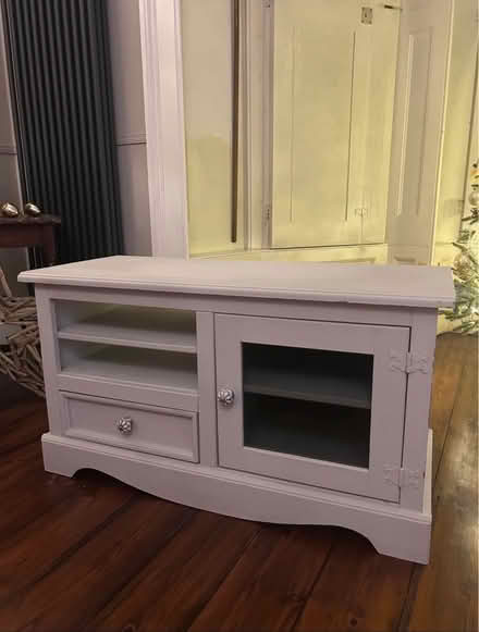 Photo of free Tv stand (Kempsey WR5) #1
