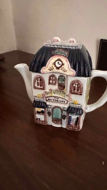 Photo of free Teapot collection (Warley HX2) #3