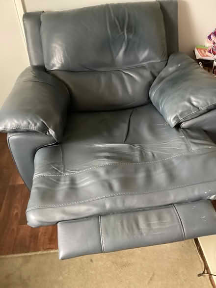 Photo of free Large recliner chair (Bilborough Nottingham NG8) #2