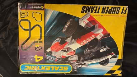 Photo of free Scalextric set (Castlefield HP11) #1