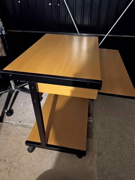 Photo of free Small desk (Thornbury BD3) #1