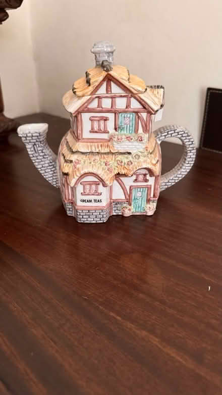 Photo of free Teapot collection (Warley HX2) #2