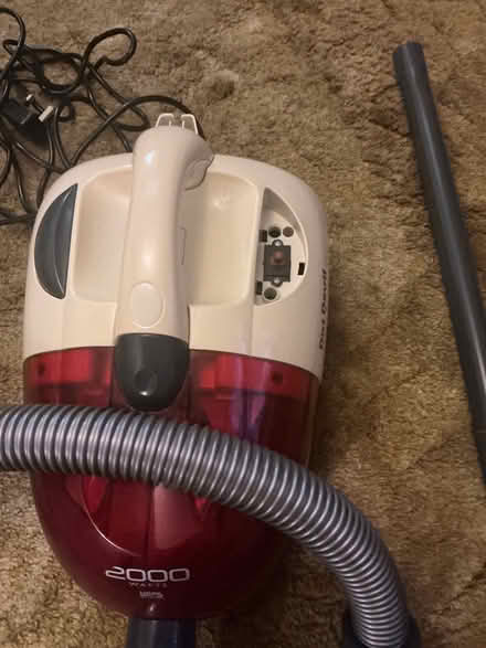 Photo of free Dirt Devil DCC066 2000w vacuum cleaner. (New Milton BH25) #2