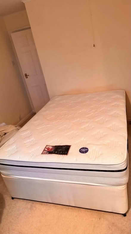Photo of free Double divan with mattress (Warley HX2) #2