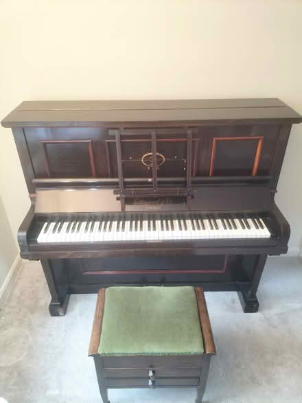 Photo of free beautiful upright piano (Shillington SG5) #4
