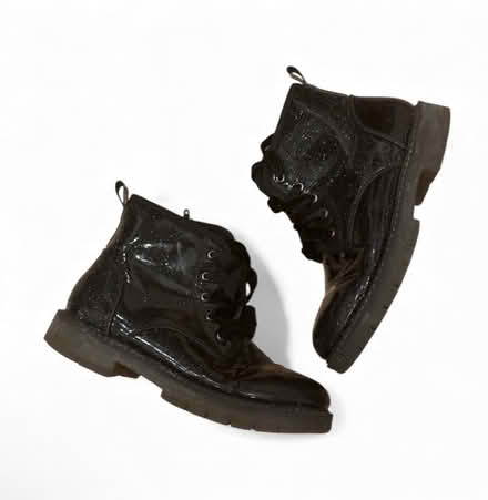 Photo of free Dream Pairs Girls Booties (Brooklyn Storage) #1