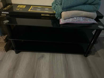 Photo of free TV table (Sandridge AL4) #1