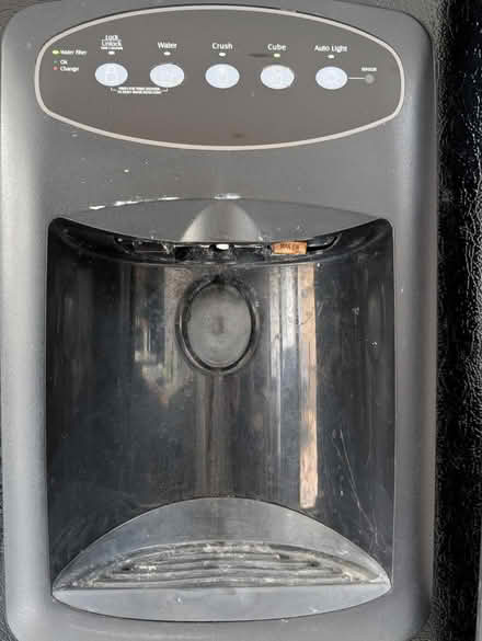 Photo of free American fridge freezer (Banstead SM7) #2