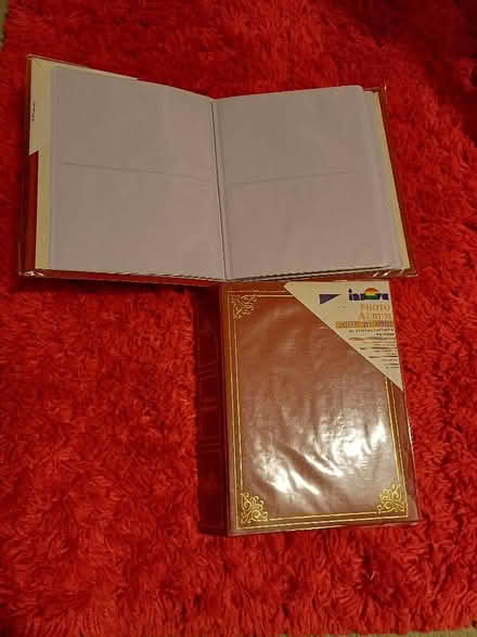 Photo of free Photo Album (slip in type 6 x 4ins prints) (Bilton CV22) #1
