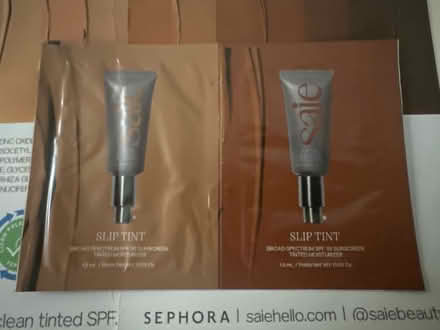 Photo of free Tinted moisturizer samples (Clinton Hill, Brooklyn) #4