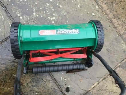 Photo of free Push Lawn Mower (Sandown PO36) #1