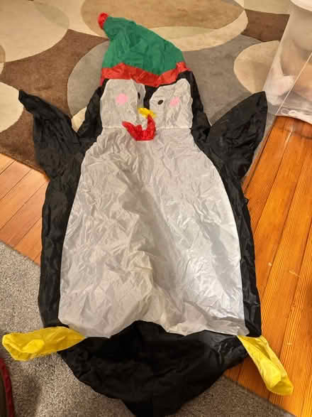 Photo of free Penguin decoration (Woodridge) #1