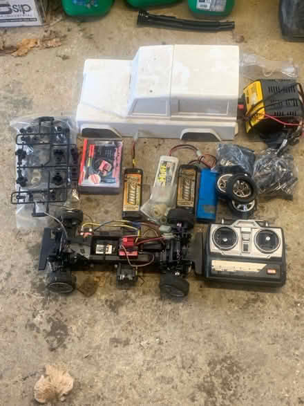 Photo of free Radio controlled car equipment (CT13) #1