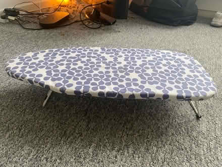 Photo of free Iron with Mini Ironing Board (CR0) #4