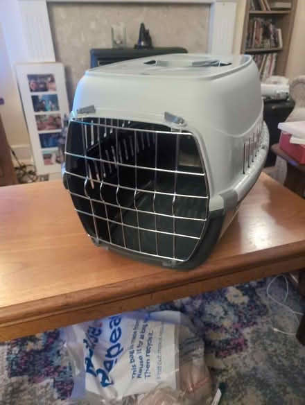Photo of free Pet carrier- suitable for cat (Starling BL8) #2