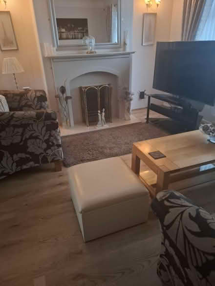 Photo of free Cream footrest (CH49) #1