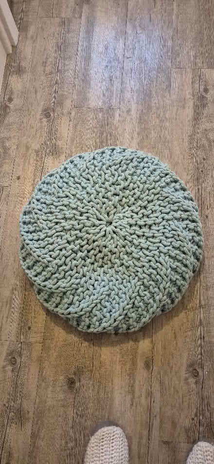 Photo of free M&S knitted pouffe (St Helier SM4) #2
