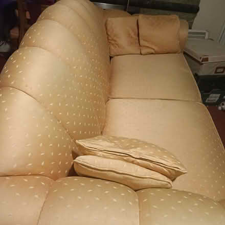 Photo of free Peach sofa (Hendon NW4) #2