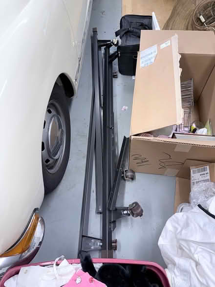 Photo of free King platform and frame (Cambrian near 85/Camden) #3