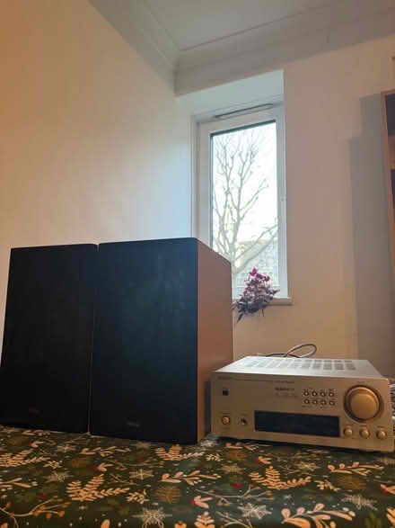 Photo of free Denon receiver and speakers (Bermondsey SE16) #1