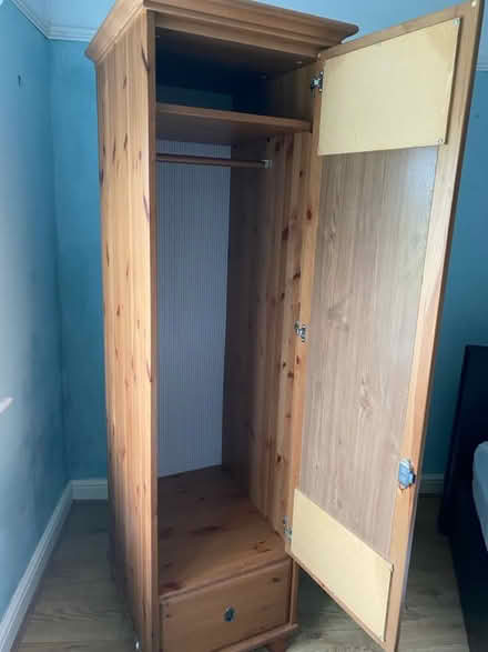 Photo of free Single wardrobe (B93 Bentley Heath) #2