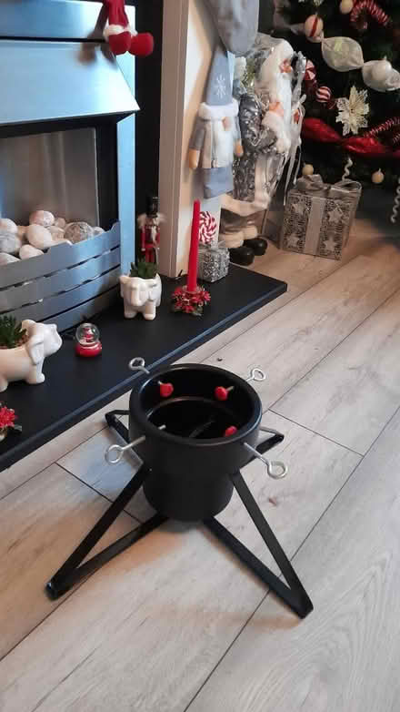 Photo of free Xmas tree stand (Withington M20) #1