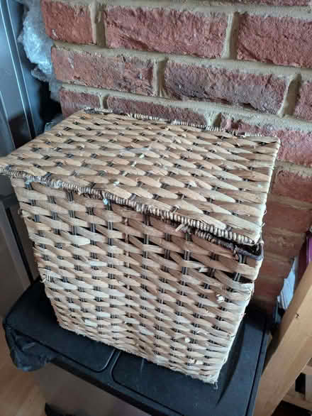 Photo of free Laundry Basket with lid (GU12) #1