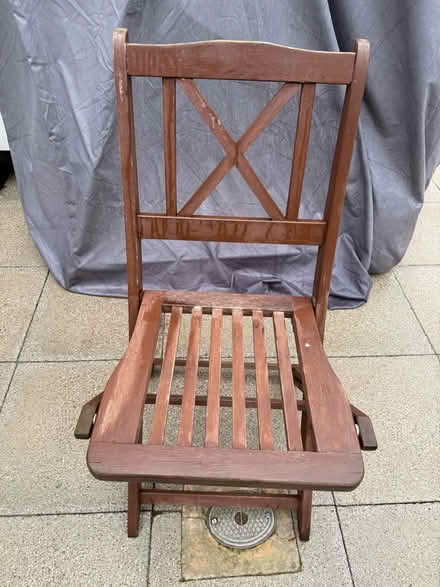 Photo of free 🪑2 foldable wooden outdoor chairs (Chipping Barnet EN5) #2