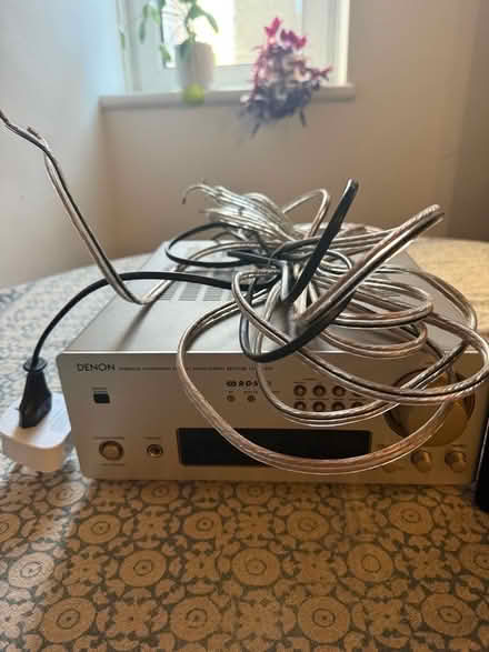 Photo of free Denon receiver and speakers (Bermondsey SE16) #2