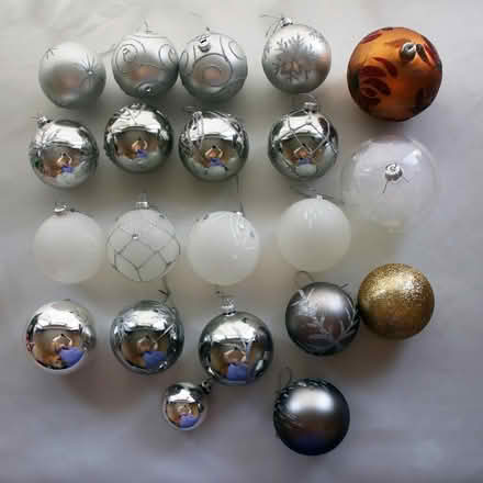 Photo of free Christmas Baubles (OX1 South Oxford) #1