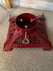 Photo of free Christmas Tree Stand #2