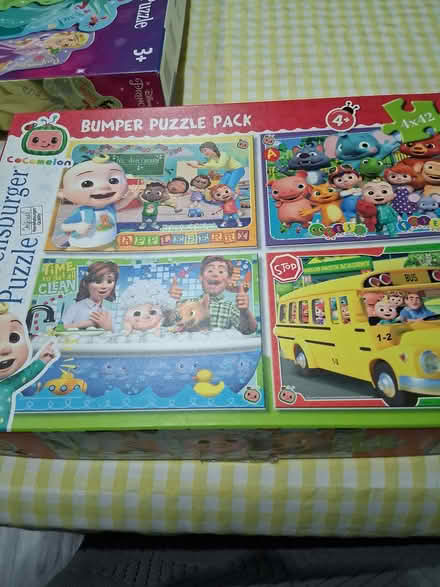 Photo of free Kids jigsaw (Garforth LS25) #2