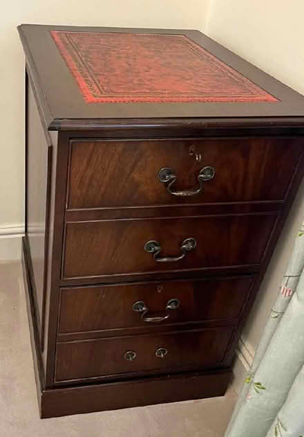 Photo of 2 drawer wooden filing cabinet (Tolleshunt D'Arcy CM9) #1