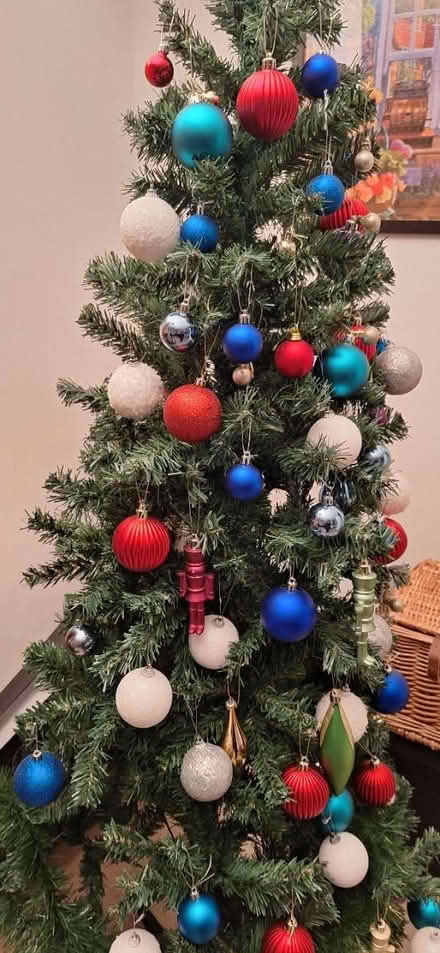 Photo of free Tree Ornaments (TW8) #2
