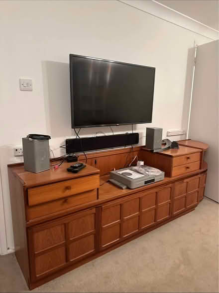 Photo of free TV unit (Surrenden BN1) #2