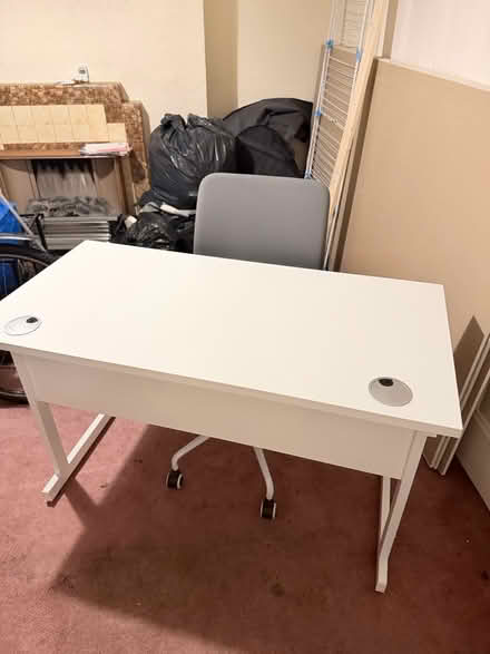Photo of free Desk and chair (Arlington square N1) #1