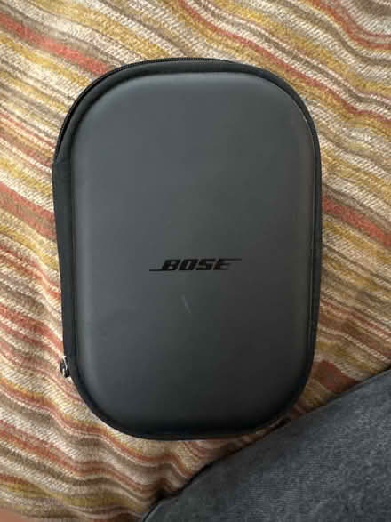 Photo of free Bose headphone box (SL5 0DU) #1