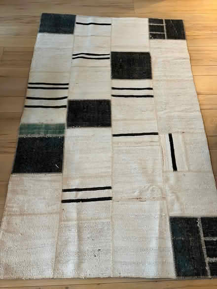 Photo of free Rug, in good used condition (West Common AL5) #1