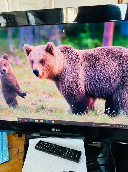 Photo of free 32” LG colour tv (Springfield ME14) #3