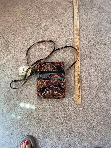 Photo of free Small Shoulder bag (East side of Columbia) #1
