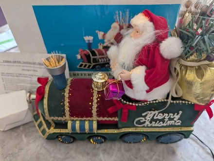 Photo of free Fibre Optic Santa on a Train (Old Town TN40) #2