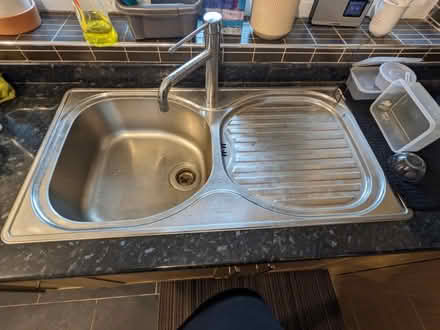 Photo of free Stainless steel kitchen sink (Tingley, Leeds/wakey WF3) #1